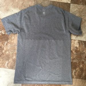Men’s lululemon swiftly